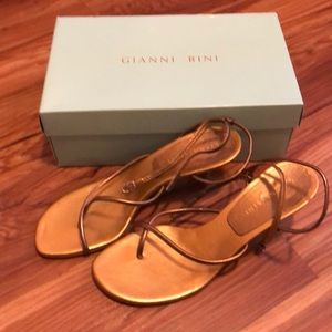 Gianni Bini gold strappy heel